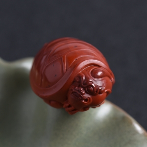 南红龙龟吊坠