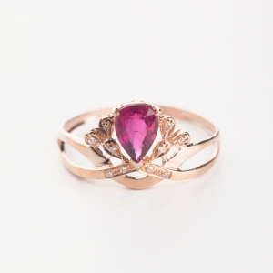 18K镶钻碧玺戒指