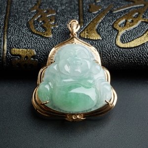 18k金镶糯种飘绿翡翠坐佛吊坠