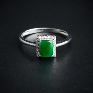 18K金糯种翡翠戒指