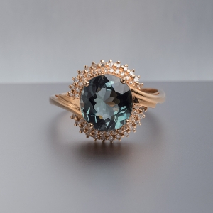 18K金镶钻碧玺戒指