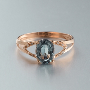 18K金镶钻蓝碧玺戒指