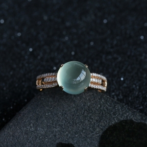 18K玫瑰金镶钻葡萄石戒指