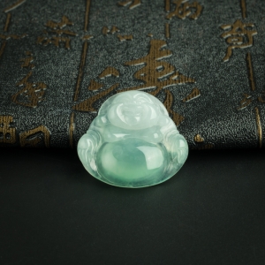 冰糯种飘绿翡翠佛吊坠