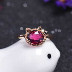 18K金镶钻碧玺戒指