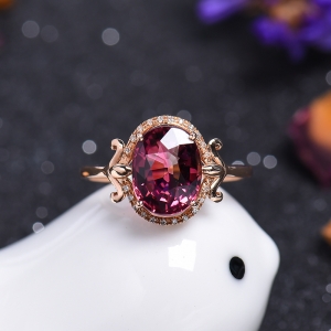 18K金镶钻碧玺戒指