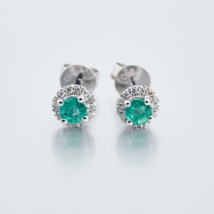 18K金镶钻祖母绿耳钉