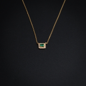 18K金镶钻祖母绿项链