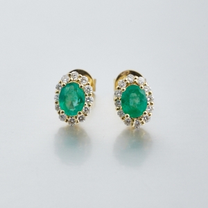 18K金镶钻祖母绿耳钉