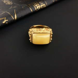 银镀金满蜜鸡油黄蜜蜡戒指