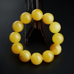 19.5mm鸡油黄蜜蜡手串