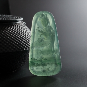 冰糯种晴蓝水翡翠踏雪寻梅吊坠