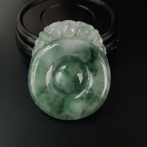 糯种飘花翡翠福在眼前吊坠