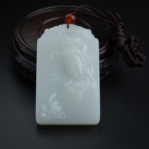 和田玉观音吊坠