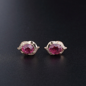 18K金镶钻碧玺耳钉