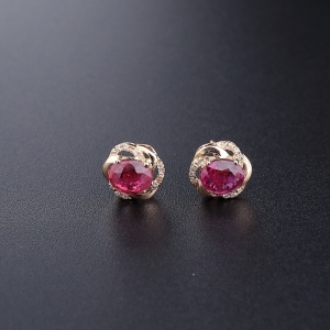 18K金镶钻碧玺耳钉