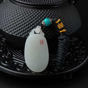 凌寒飘香——和田玉.梅