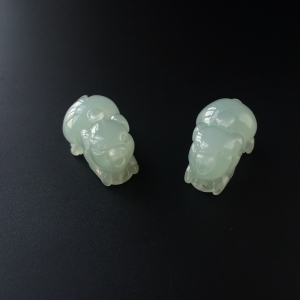 糯种翡翠小猪吊坠