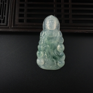 糯种飘花翡翠观音吊坠