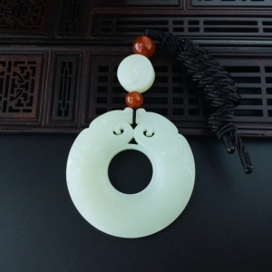 和田玉双龙平安扣吊坠