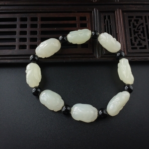 和田玉貔貅手串