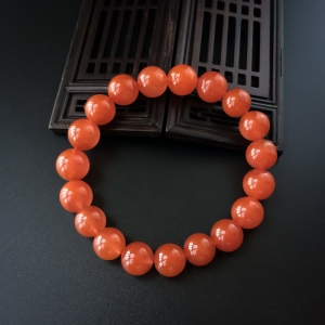 10.5mm樱桃红南红手串