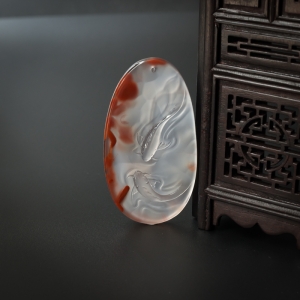 冰飘南红年年有余吊坠