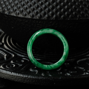 糯种飘翠翡翠指环