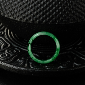 糯种飘翠翡翠指环