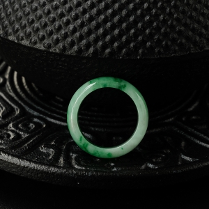 糯种飘翠翡翠指环