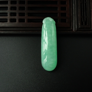 糯种苹果绿翡翠福瓜吊坠