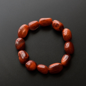 柿子红南红随形手串