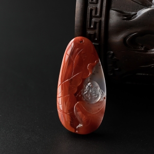 柿子红南红弥勒佛吊坠