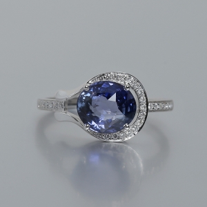 天然无烧18K白金镶钻蓝宝石戒指