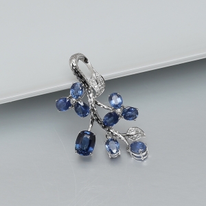 天然无烧18K白金镶钻蓝宝石吊坠