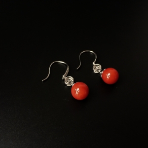 18K金镶沙丁珊瑚圆珠耳坠