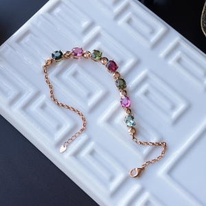 18K金镶碧玺手链