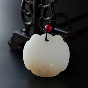 和田玉如意吊坠