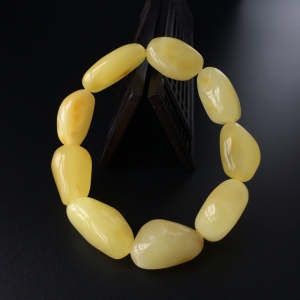 满蜜柠檬黄随形蜜蜡手串