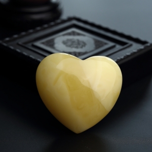 白花蜜心形吊坠