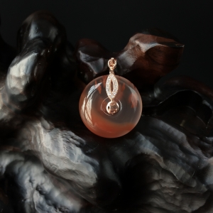 银镶冰飘南红平安扣吊坠