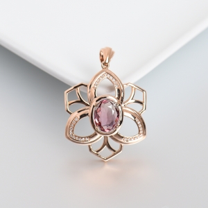 粉色碧玺吊坠