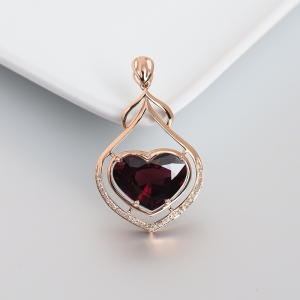 红色碧玺吊坠