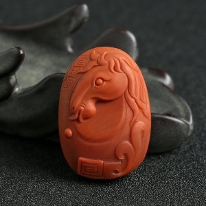 柿子红南红一马当先吊坠