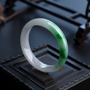 58#糯种飘花翡翠手镯