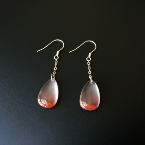 银镶冰飘南红耳坠