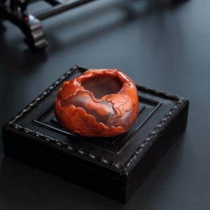 冰飘柿子红南红香插摆件