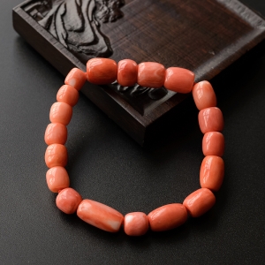 MOMO红珊瑚桶珠手串