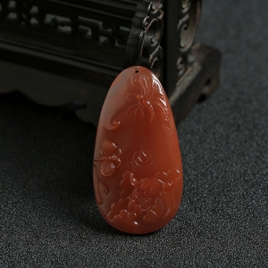 联合料南红蝶恋花吊坠