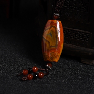 火焰纹战国红南红桶珠吊坠